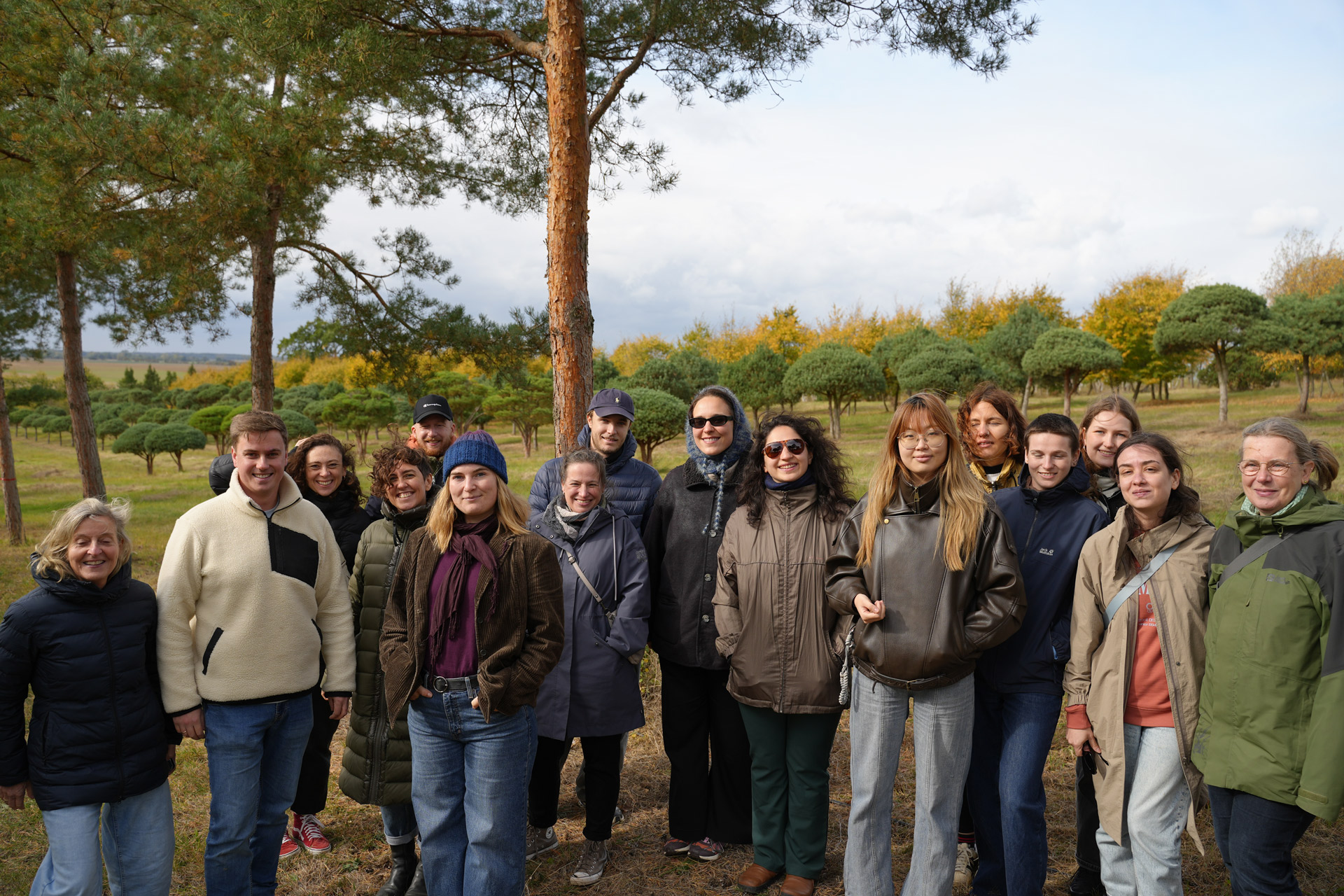 Team von L+ besucht die Baumschule Lorberg